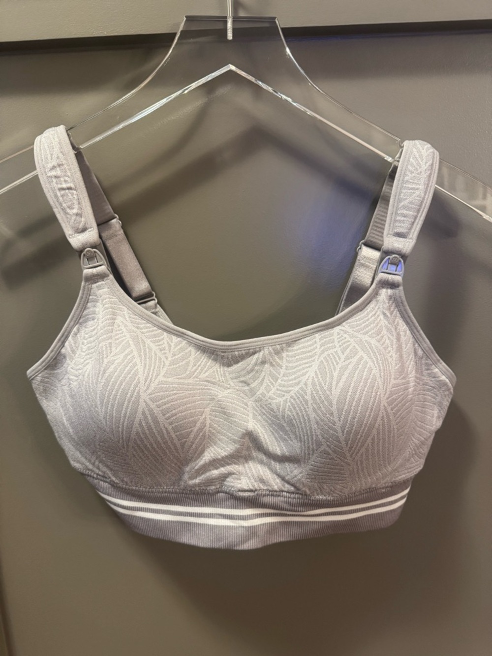 Momcozy | Nursing Women's Light Gray Leaf Pattern Comfort Bra Medium NWT